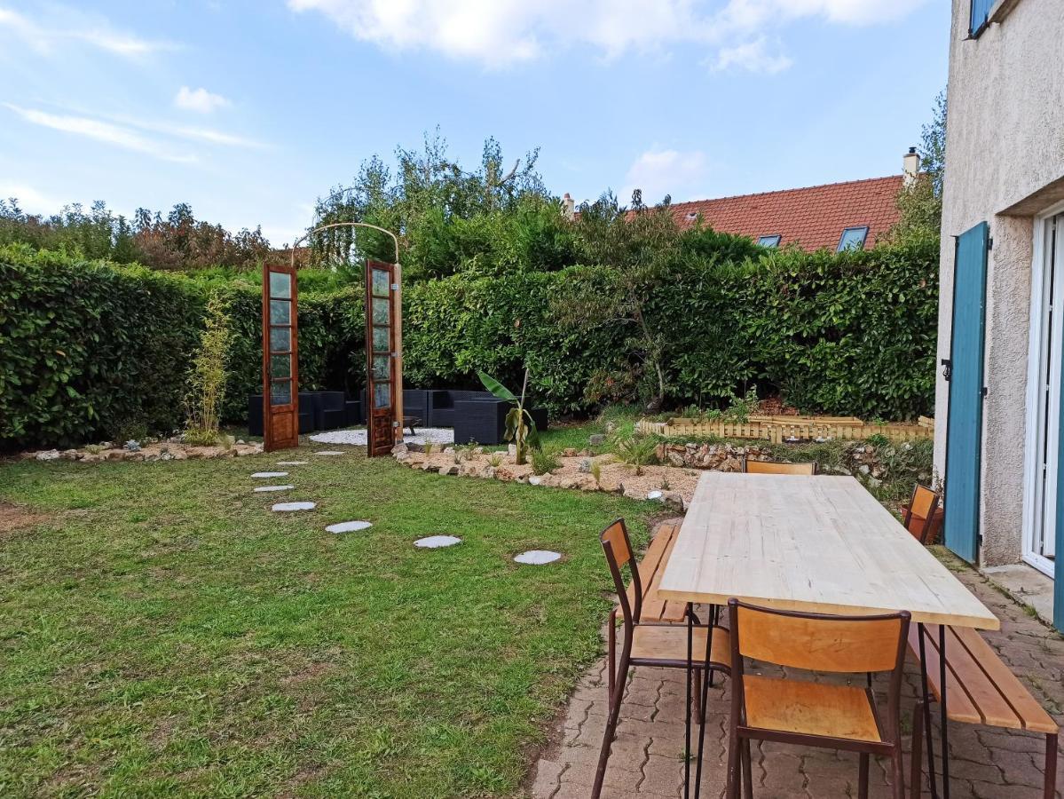 La Taniere Aux Loups Villa Montevrain Luaran gambar